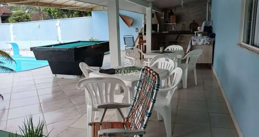 Casa com 4 quartos à venda no João Costa, Joinville 