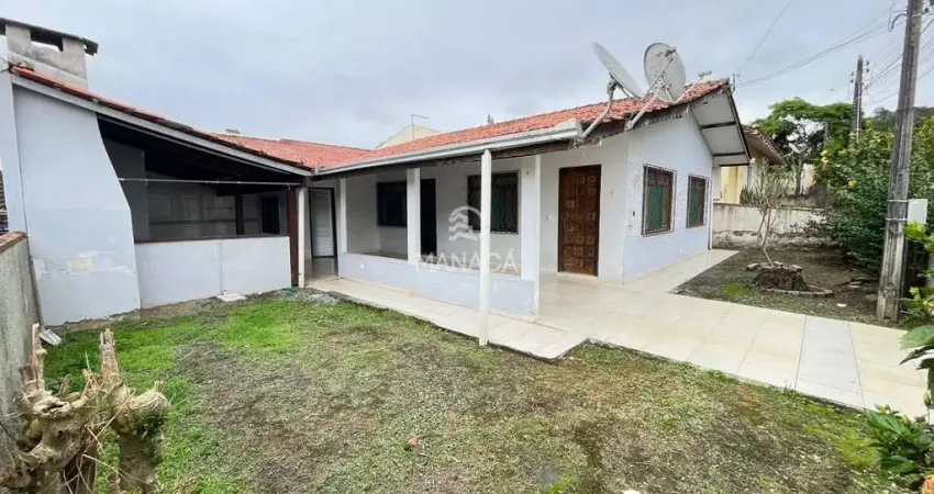 Casa ampla no centro de barra velha — conforto e praticidade em um só lugar!