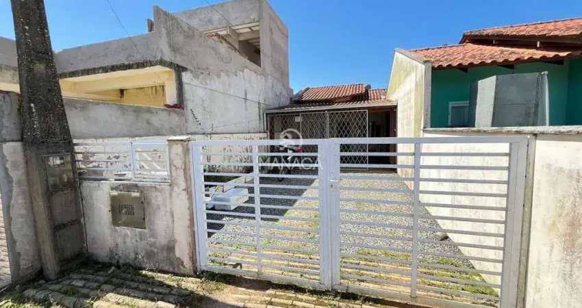 Casa 2 quartos, 2 garagens, fogão à lenha e churrasqueira, quinta dos açores