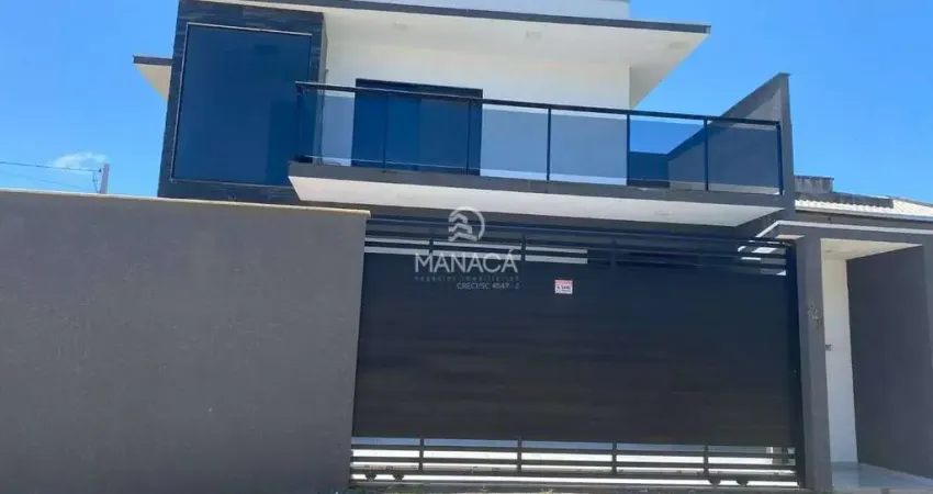 Sobrado com 4 quartos sendo um suíte, painel solar, piscina aquecida e muito mais!! Localizado em Barra Velha - SC