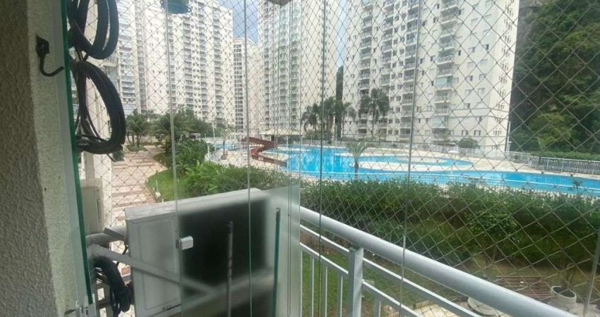 Apartamento com 3 dormitórios à venda, 98 m² por R$ 742.000,00 - Marapé - Santos/SP