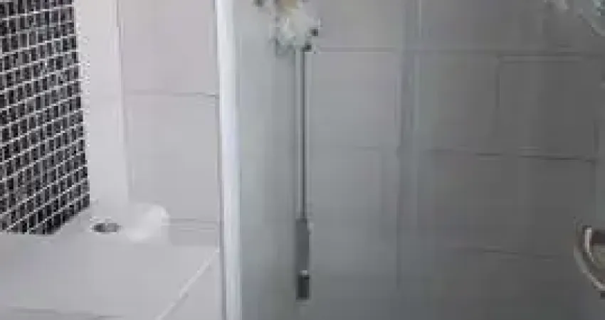 Apartamento com 2 dormitórios à venda, 80 m² por R$ 580.000,00 - José Menino - Santos/SP