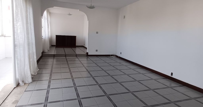 Apartamento super ventilado em Nazaré