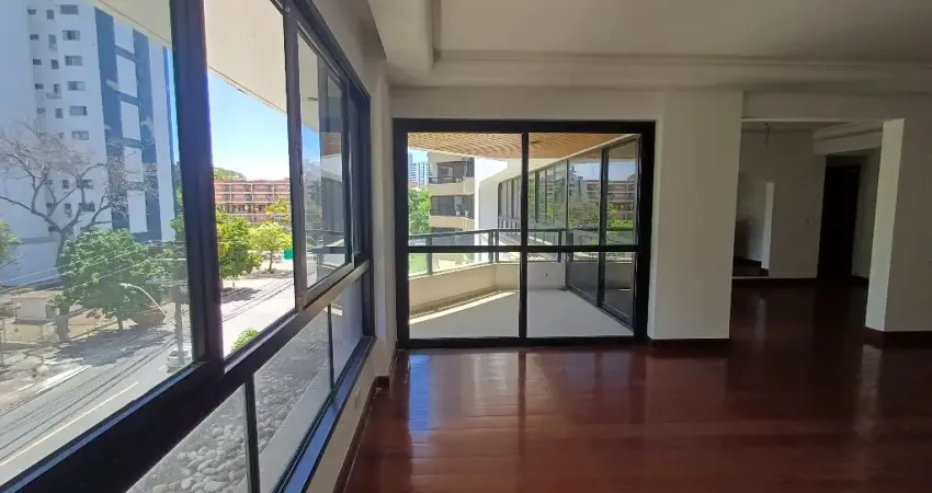 Otimo apartamento no melhor do itaigara. super bem localizado.