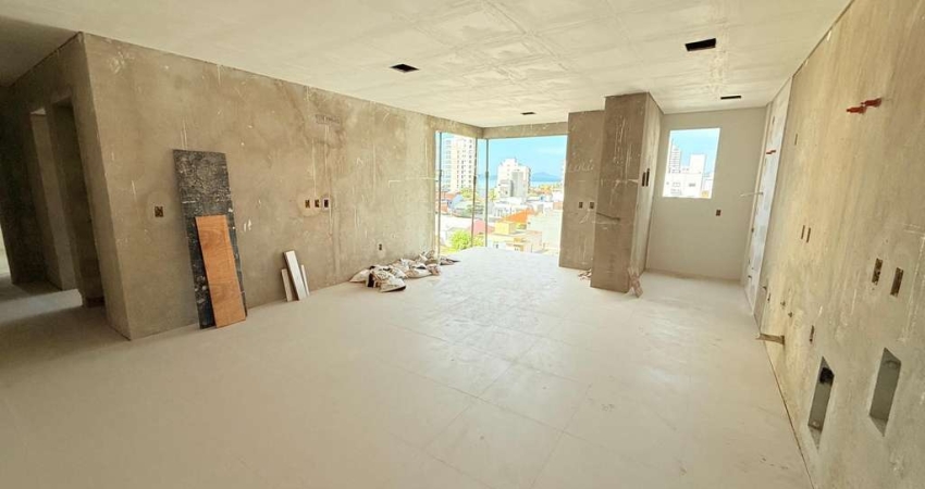 Apartamento em construção, com 3 dormitórios, à apenas 240m do mar - Itacolomi -