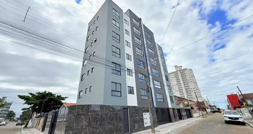 Apartamento vista mar, com 3 dormitórios, à apenas 200m do mar, à venda por R$ 8