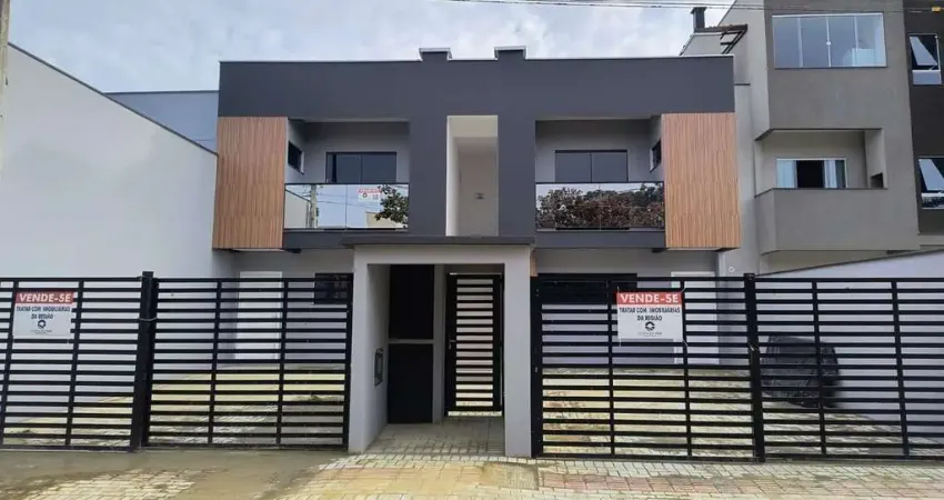 Apto em fase final de acabamento, com 3 dormiórios, à apenas 550m do mar, em Ita