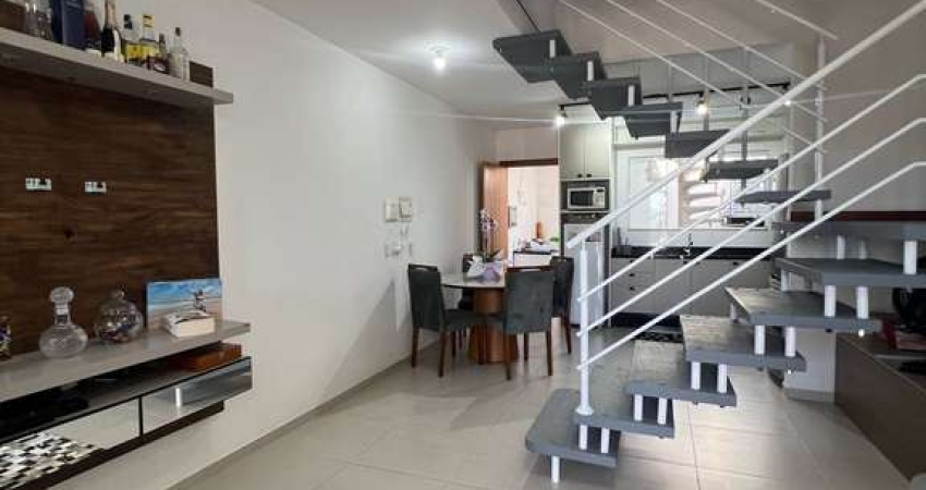 Sobrado mobiliado à venda por R$ 583.000,00 - Balneário Piçarras/SC!