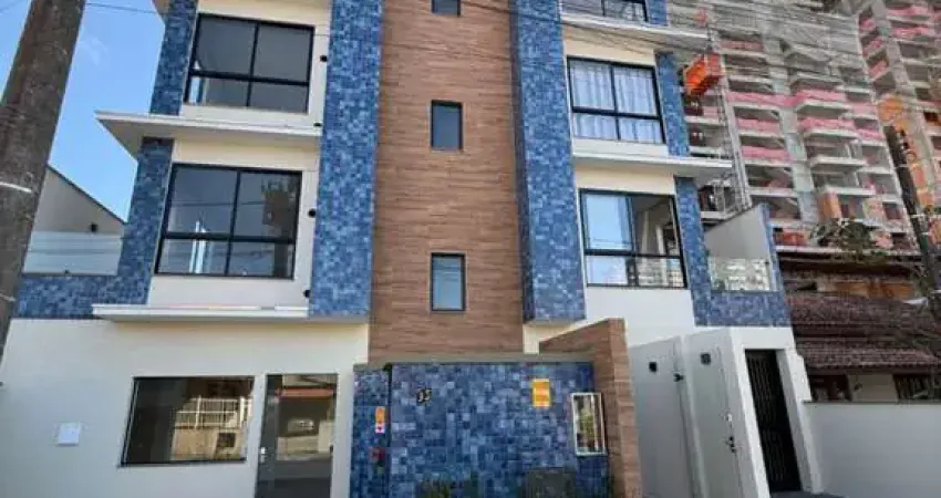 Apartamento com duas suítes, à apenas 300m do mar, bairro itacolomi - balneário