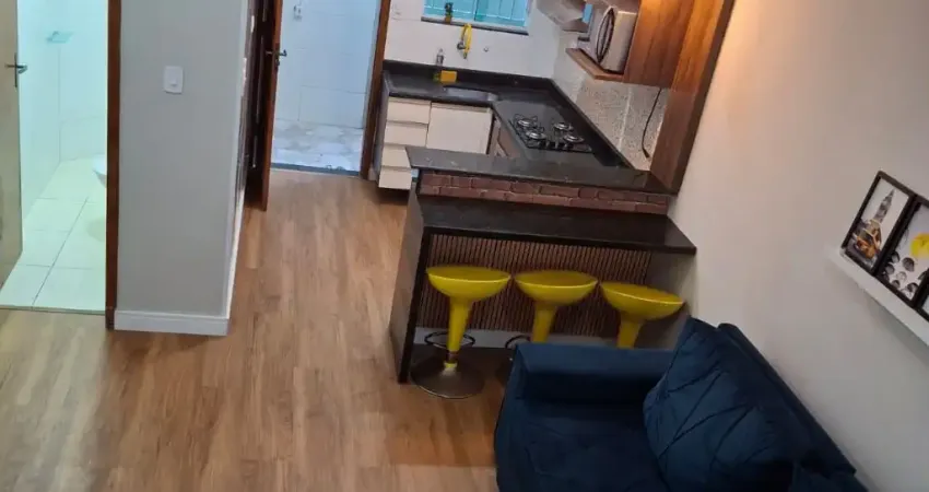Casa com 2 quartos para alugar na Vila Antártica, Praia Grande 
