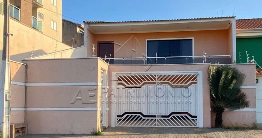 CASA ASSOBRADADA 3 QUARTOS SENDO 1 SUITE MARTINEZ
