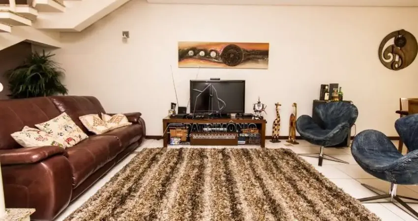CASA EM CONDOMINIO,4 Dormitorio(s) bairro Granja Olga 2 GRANJA OLGA 2