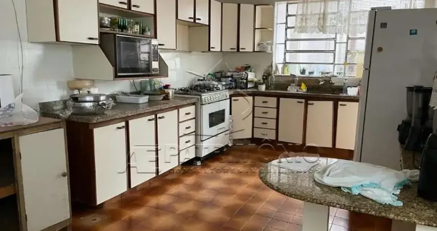 Casa com 3 quartos à venda na Eulália Silva, 526, Jardim Faculdade, Sorocaba