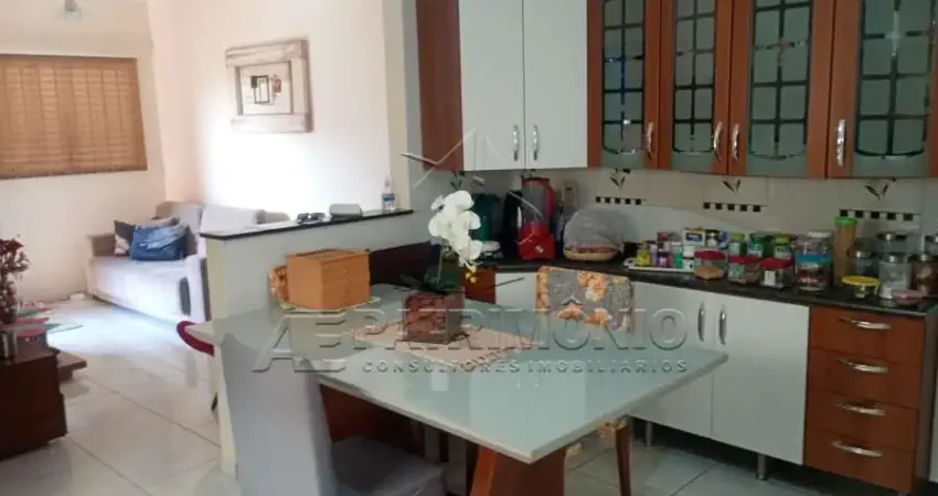 CASA 2 QUARTOS SENDO 1 SUITE JARDIM SANTA ESMERALDA