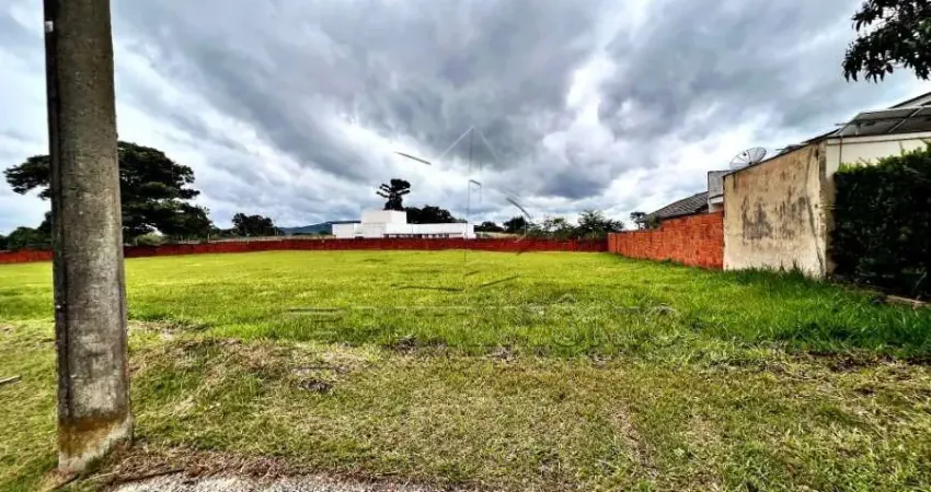 Terreno em condominio com 1.389,42m² , condominio village ipanema i, araçoiaba da serra