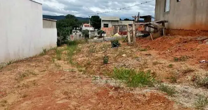 Terreno em condomínio fechado à venda na Rua Paschoal Jerônimo Fornazari, Colina Santa Mônica, Votorantim