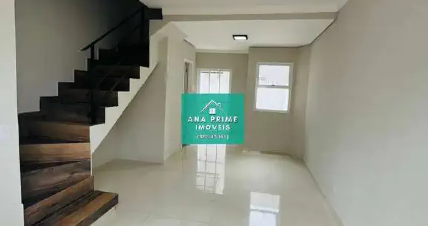 Sobrado em Condomínio 56m² - 2 dormitórios - Vilagio Santa Inês I