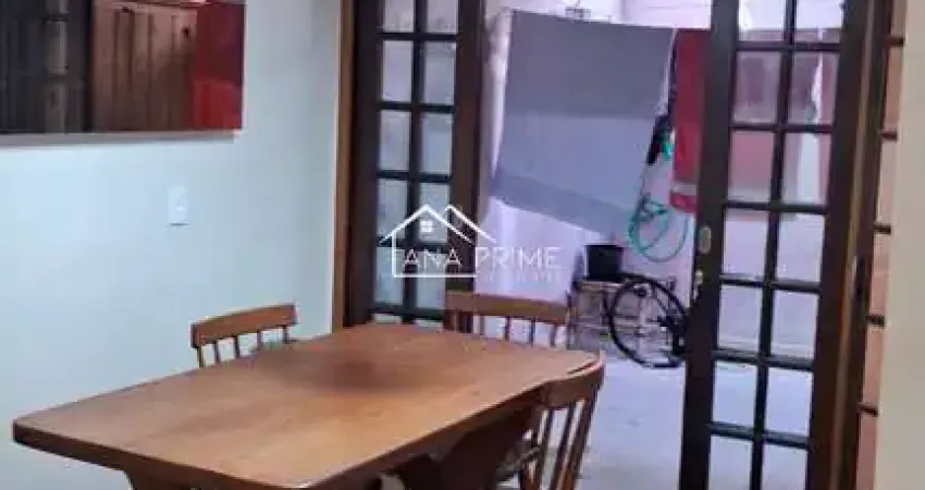 Casa com 3 quartos à venda na Avenida Antônio de Pádua Santos, Parque dos Ipês, São José dos Campos