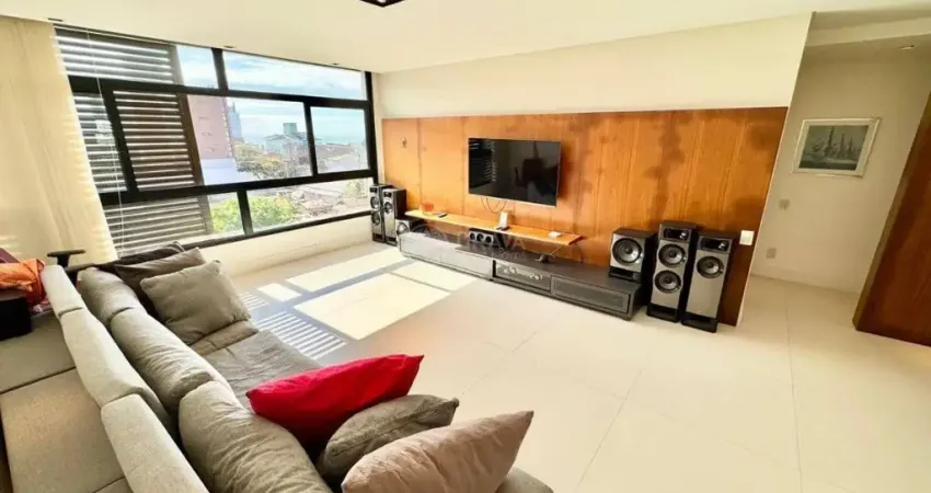 Apartamento com 3 quartos para alugar na Rua Delfim Mário Pádua Peixoto, 449, Balneário Santa Clara, Itajaí
