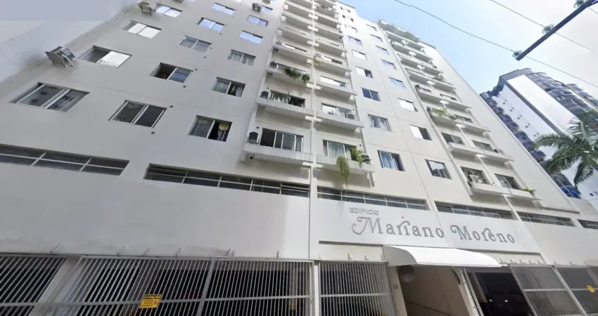 Apartamento mobiliado na quadra do mar – edifício mariano moreno
