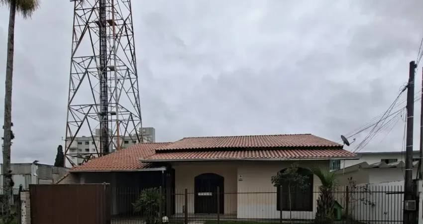 Casa ampla no bairro cordeiros – conforto e espaço para toda a família