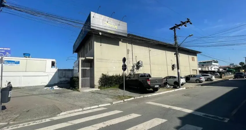 Barracão / Galpão / Depósito para alugar na Avenida 5ª Avenida, Municípios, Balneário Camboriú