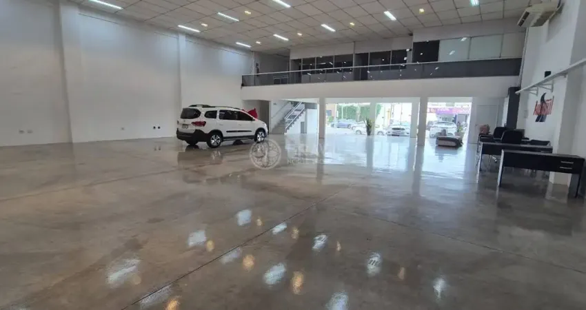 Galpão de 450m² na avenida do estado disponível para locação anual!