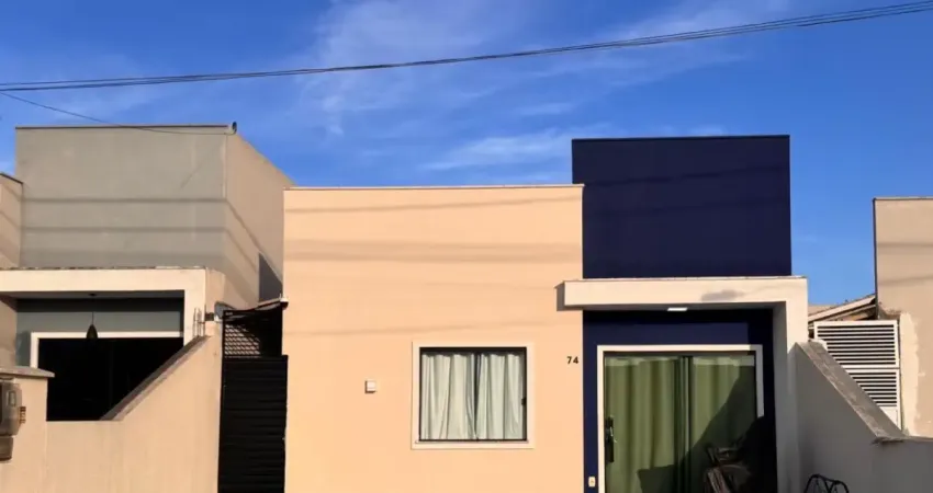 Casa 3/4 em condomínio fechado – segurança e conforto para sua família