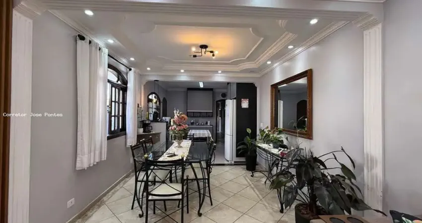 Casa com 5 quartos à venda na Rua Joaquim Oliveira Freitas, 2191, Vila Mangalot, São Paulo