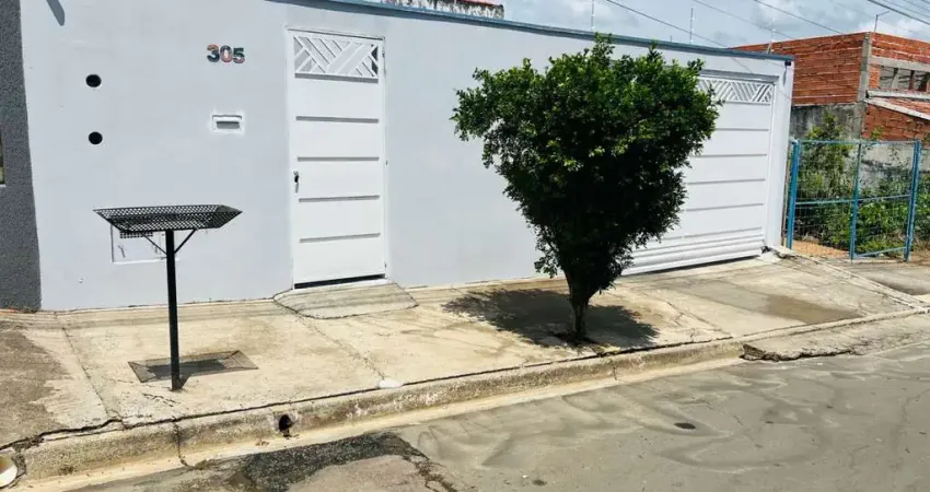 Casa para Venda em Boituva, Vale das Colinas, 2 dormitórios, 1 banheiro, 4 vagas