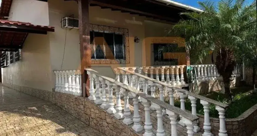 Casa 3 Quartos Suite Piscina Sauna Espaço Gourmet Churrasqueira em Iguaba Grande
