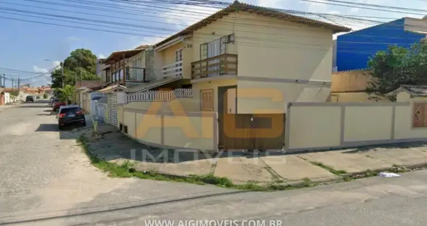 Casa duplex 2 quartos vaga 2 carros centro - são pedro da aldeia