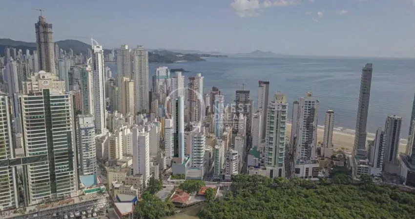 Apartamento com 4 quartos à venda na Rua 3750, 181, Centro, Balneário Camboriú