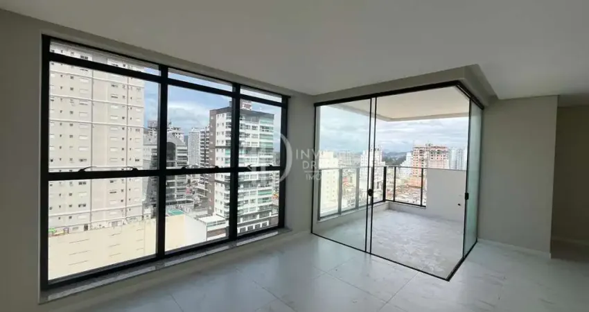 Apartamento com 3 quartos à venda na Rua 282, 199, Meia Praia, Itapema