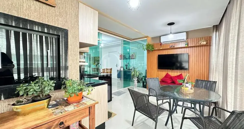 Lindo apartamento 03 suÍtes rua 222  meia praia, Meia Praia, Itapema - SC