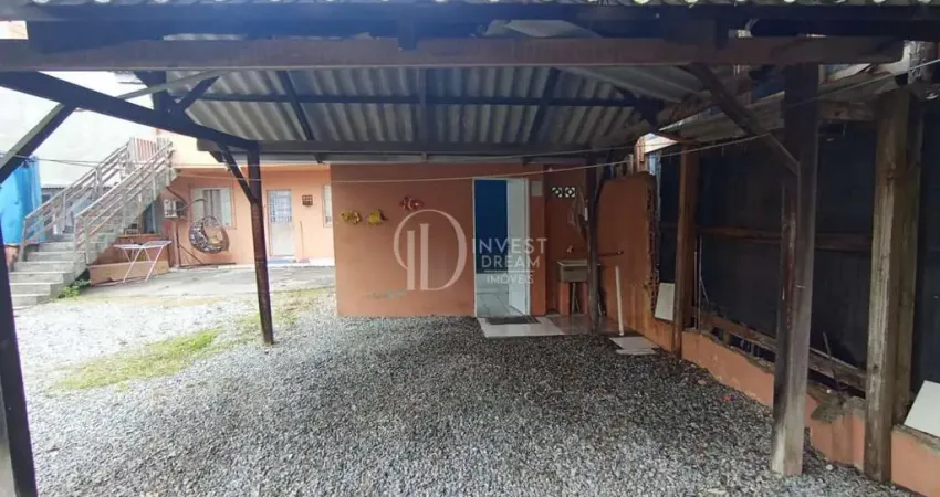 Kitinete muito bem localizada - meia praia, Meia Praia, Itapema - SC