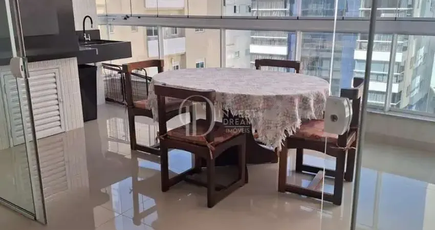 Apartamento com 3 quartos para alugar na Rua 133 B, 160, Meia Praia, Itapema