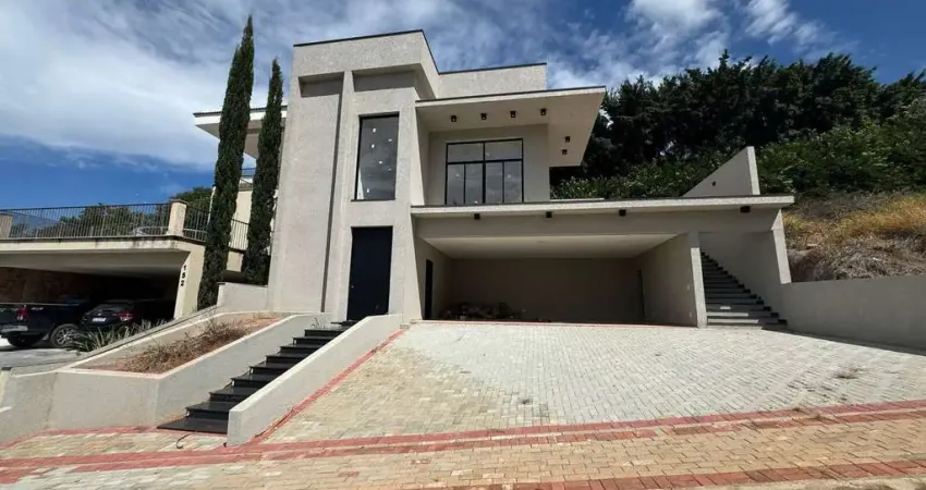 Linda Casa de Alto Padrão a Venda !!! Condomínio SPAZIO DESING