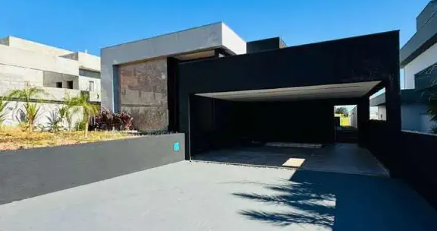 Maravilhosa Casa á venda no Cond Terras de Santa Cruz - Bragança Pta!!
