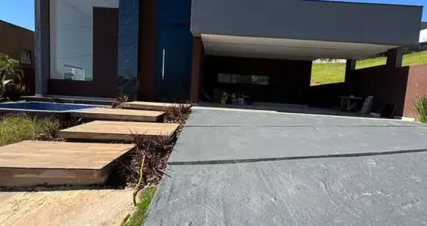 Linda Casa á venda no Cond Terras de Santa Cruz - Bragança Pta!!