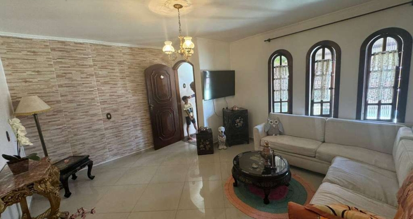 Linda Casa de esquina no Padre Aldo Boline - Bragança Paulista-SP