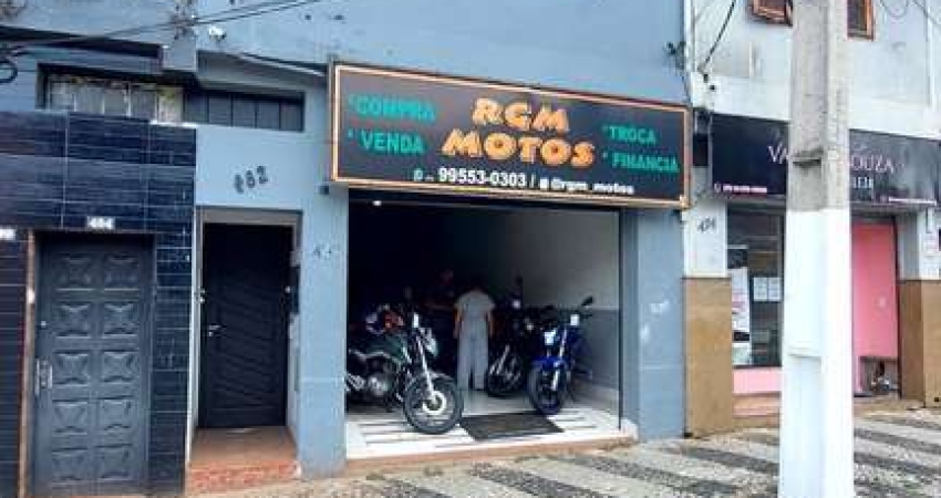 Sobrado comercial em Avenida movimentada em Bragança Paulista-SP