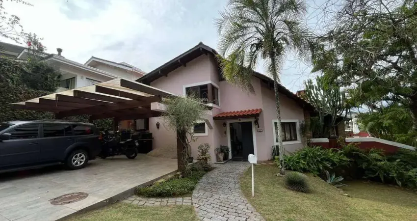 Linda Casa á venda! Condomínio Colinas de São Francisco - Bragança Paulista