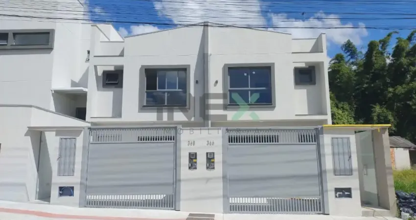 Sobrado 2 suítes 1 vaga Bairro Areias em Camboriú - SC