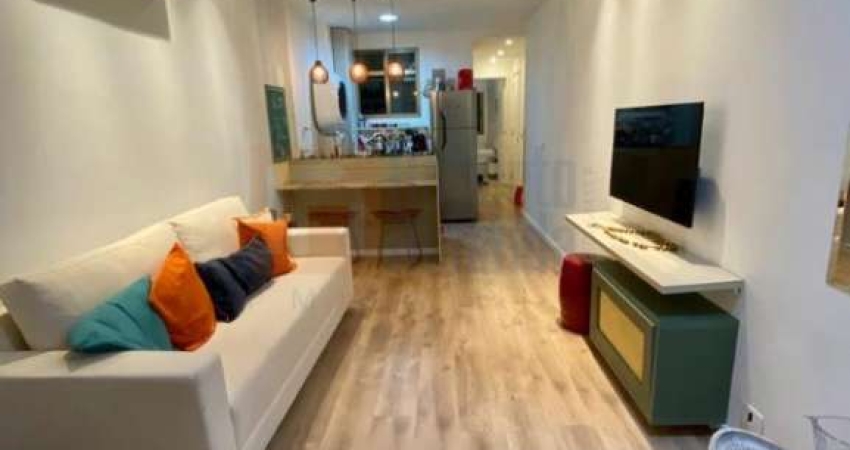 Excelente Apartamento à Venda na Lagoa Rodrigo de Freitas Reformado Decorado e Mobilíado de 42m2 com Sala 1 Quarto Cozinha Banheiro 1 Vaga Garagem