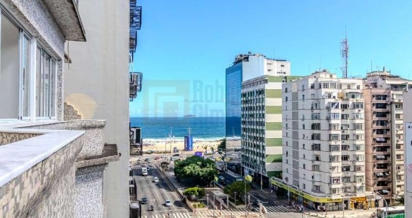 Excelente Apartamento Reformado Copacabana 135m² com 3 Quartos sendo1 Suíte 2 Banheiros 1 Sala Ampla 2 Quadra Praia do Leme Copacabana Próximo a Metrô