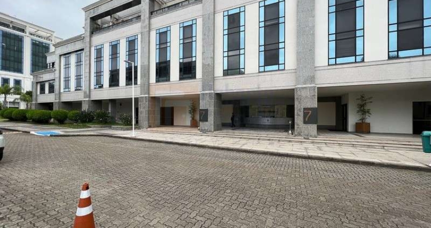 Sala Comercial à Venda Barra da Tijuca Centro Empresarial Barra Shopping de 87m²  Conjunto de 3 salas Recepção Copa 2 banheiros 2 Vagas