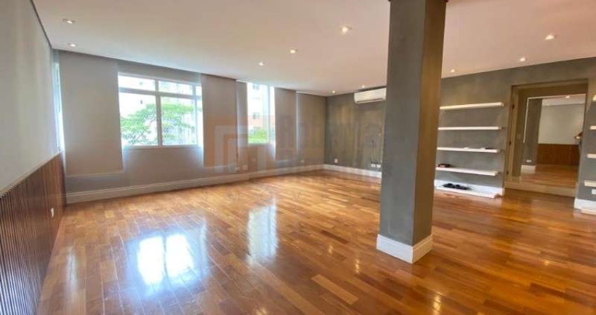 Apartamento Coração do Itaim Bibi Reformado Decorado Com Requinte e Bom Gosto de 120m² com 2 Suítes 1 Vaga de Garagem