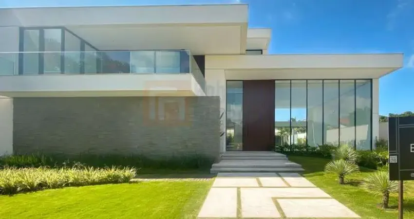 Magnifica Casa à Venda no Condomínio Malibu Barra da Tijuca de 1260m² Construída em Terreno de 1050m² com 5 Quartos Sendo 4 Suítes 7 vagas de Garagem