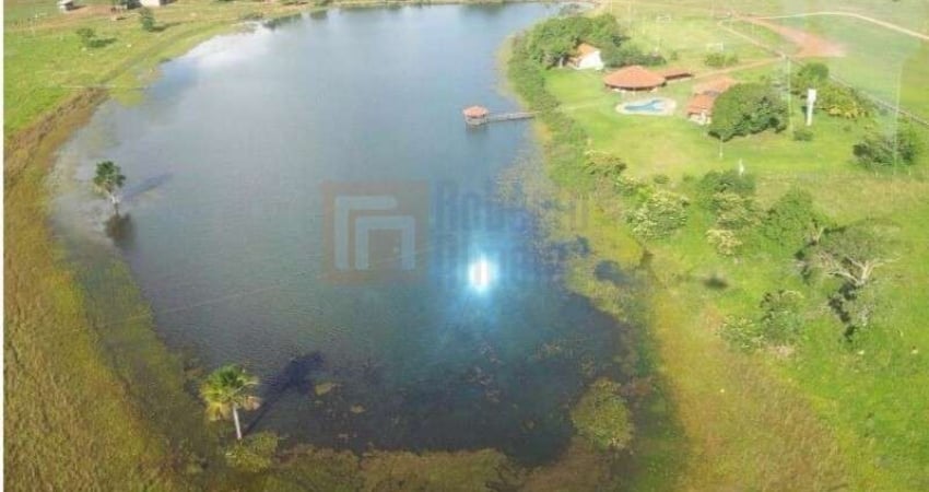 Magnífica Fazenda à Venda no Mato Grosso de 7000 Alqueires (34.000 hectares)  com Super Info Estrutura 20.000 Cabeças de Gado Porteira Fechada